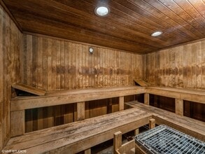 440 N Wabash Ave, Unit 3703 in Chicago, IL - Building Photo - Building Photo