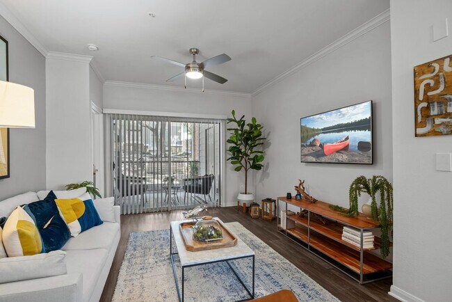 12345 Lamplight Village Ave, Unit 0235 in Austin, TX - Foto de edificio - Building Photo