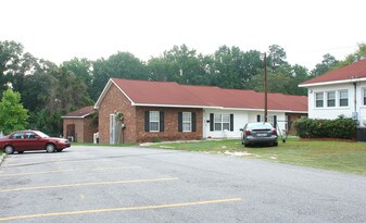 Garden Apartments in Lexington, SC - Building Photo