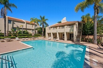 6206 Caminito Araya in San Diego, CA - Building Photo - Building Photo