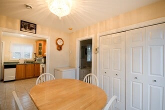 33 Motion Dr in Torbay, NL - Building Photo - Building Photo