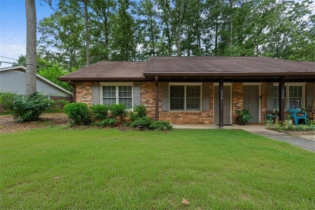 property at 230 Kimberly Way SW
