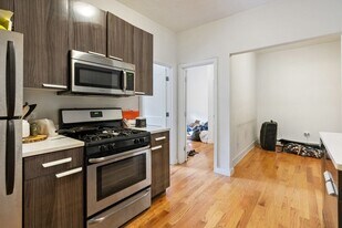 155 Salem St in Boston, MA - Building Photo