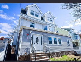 818 S 12th St in Newark, NJ - Building Photo