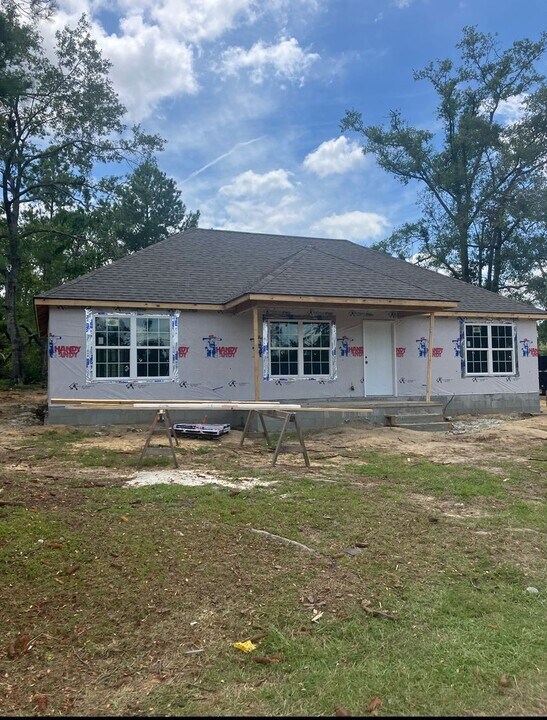 106 W 10th St in Vidalia, GA - Building Photo