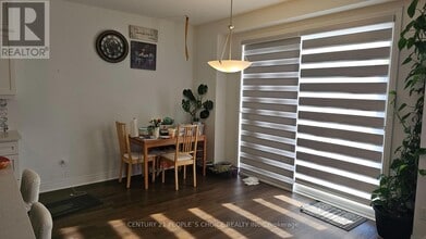 18 Hammermeister St in Kitchener, ON - Building Photo - Building Photo