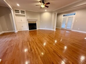 105 Bent Brook Dr in Albertville, AL - Building Photo - Building Photo