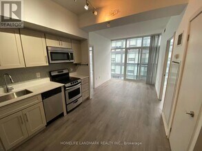 36 Lisgar St in Toronto, ON - Building Photo - Building Photo