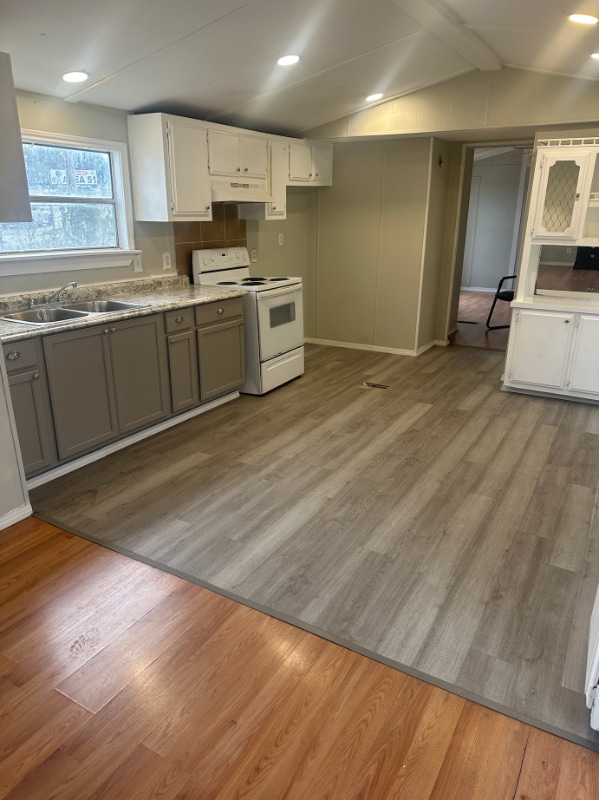 12227 Potranco Rd in San Antonio, TX - Building Photo - Building Photo
