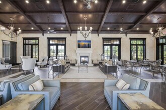 70 Pavia Pl in Saint Johns, FL - Foto de edificio - Building Photo