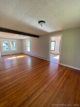 24 Lyness St in Manchester, CT - Building Photo - Building Photo