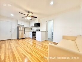 1518 Laurel Canyon Blvd in Los Angeles, CA - Building Photo