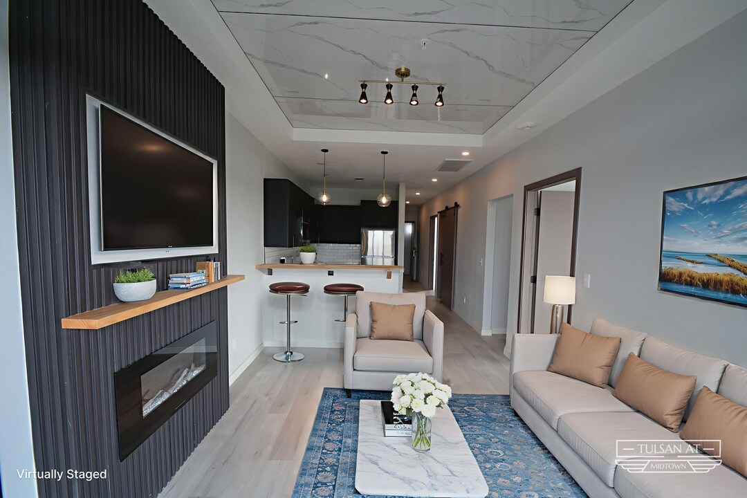 The Tulsan at Midtown in Tulsa, OK - Foto de edificio