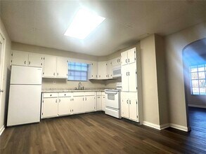 110 S 1st St in Lake Wales, FL - Building Photo - Building Photo