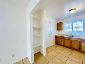 1185 S Alamo Ave in Tucson, AZ - Building Photo - Building Photo