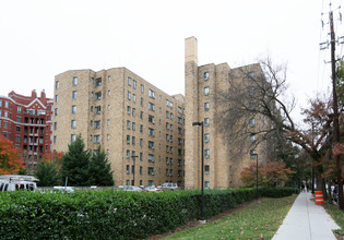 The Chesapeake in Washington, DC - Foto de edificio - Building Photo