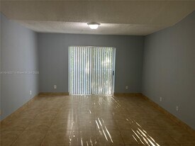 9907 Westwood Dr in Tamarac, FL - Building Photo