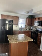 2894 Randall St in Atlanta, GA - Building Photo - Building Photo