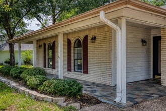 216 Duerr Dr in Bellville, TX - Building Photo - Building Photo