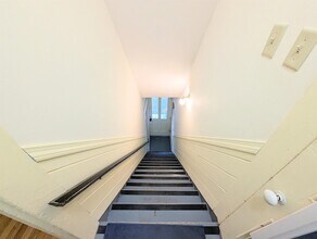 613 Summer St, Unit 2 in St Johnsbury, VT - Building Photo - Building Photo