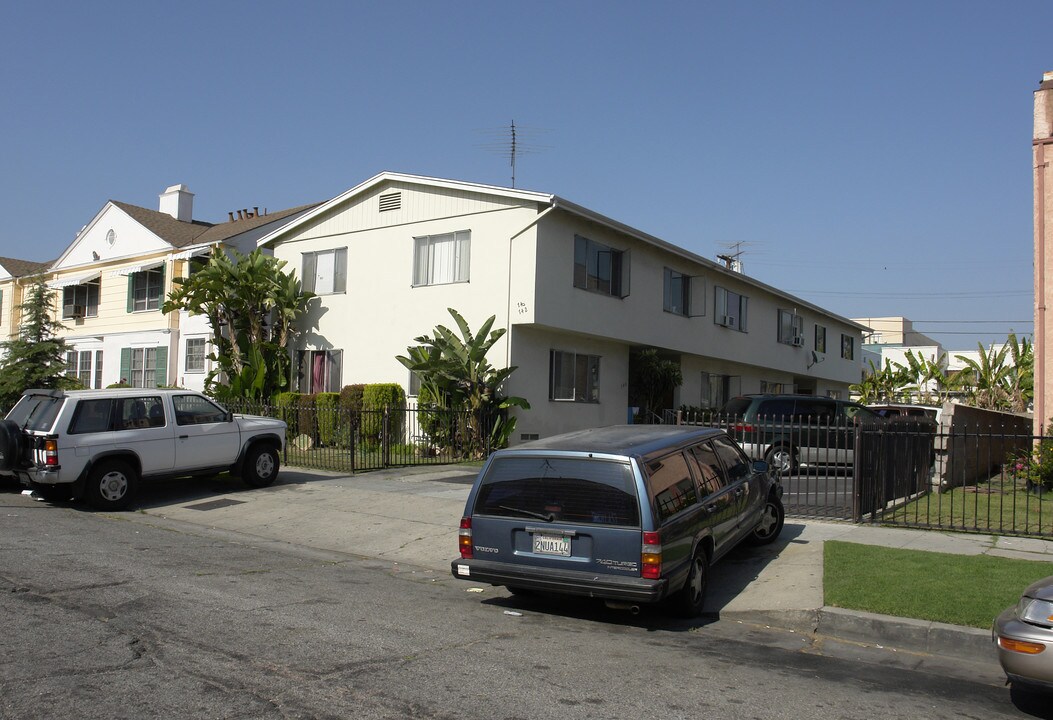 740 N St Andrews Pl in Los Angeles, CA - Building Photo