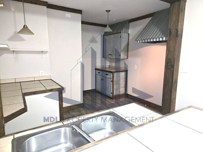 710 Forest St in Saginaw, MI - Building Photo - Building Photo