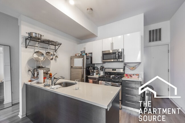 2021 S Throop St, Unit 2
