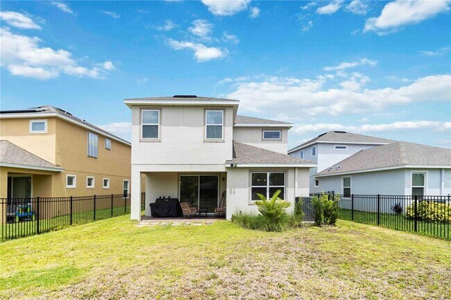 5653 Del Coronado Dr in Apollo Beach, FL - Building Photo - Building Photo