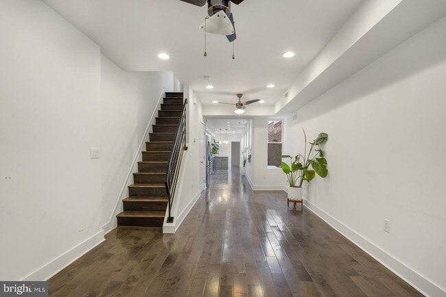 property at 1937 E Sergeant St
