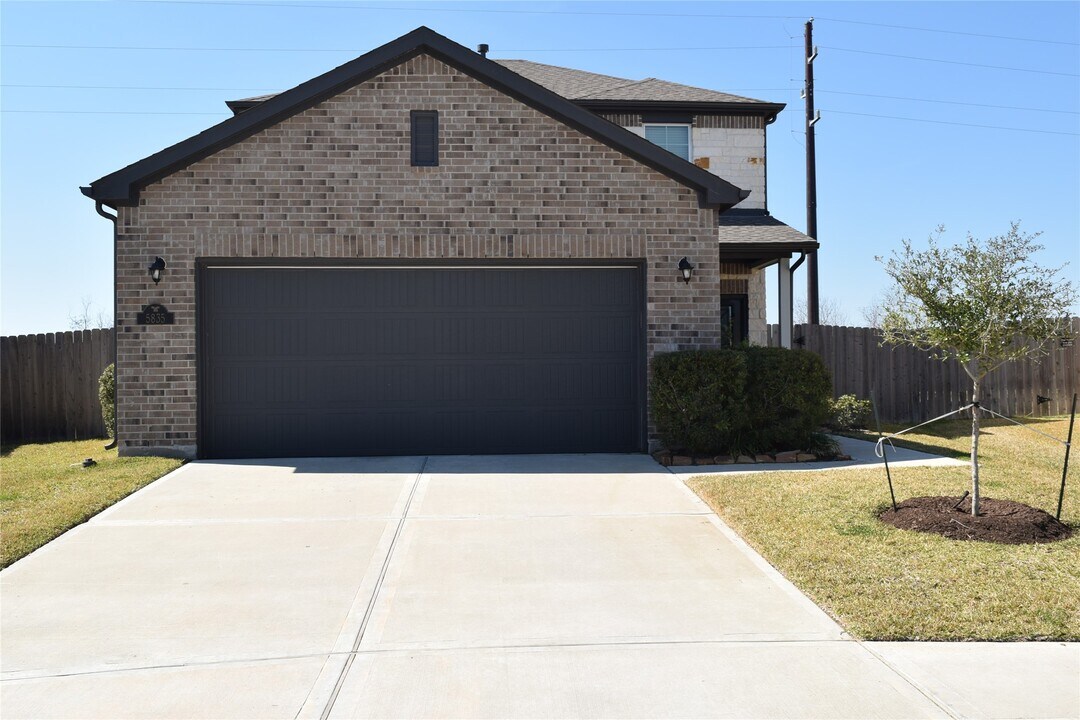 5835 Fresh View Ct in Katy, TX - Building Photo