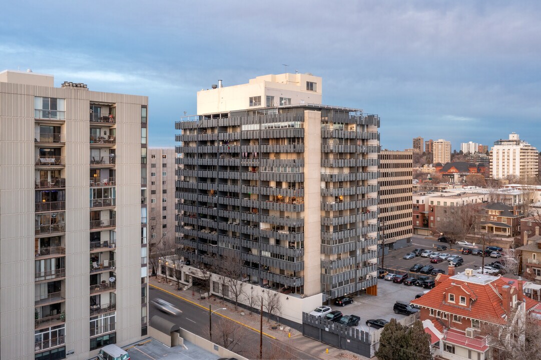 Lido Condos in Denver, CO - Building Photo