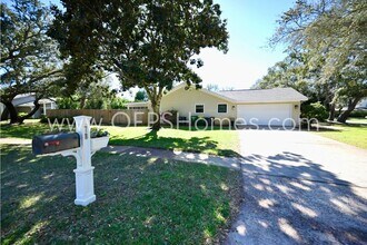 78 Country Club Dr E in Destin, FL - Building Photo - Building Photo