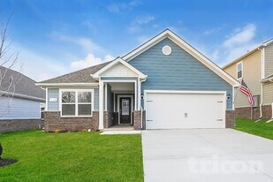 130 Harvest Cir in Dickson, TN - Building Photo