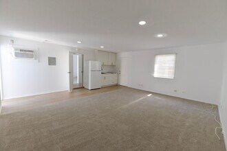 217 Avenida Cabrillo in San Clemente, CA - Building Photo - Building Photo