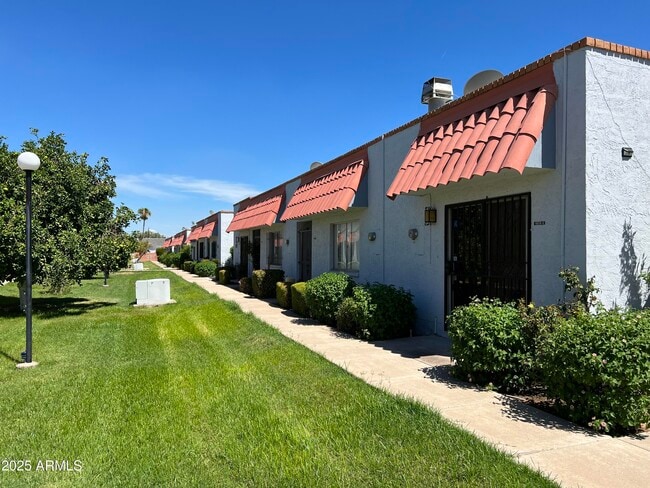 property at 6818 N 35th Ave