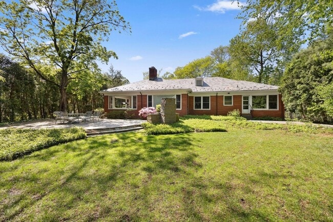 property at 28 Paddington Rd