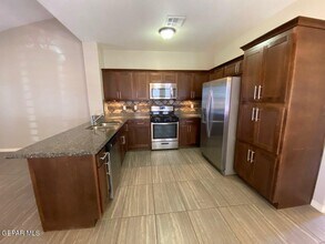 14505 Hunters Grove Ave in El Paso, TX - Building Photo - Building Photo