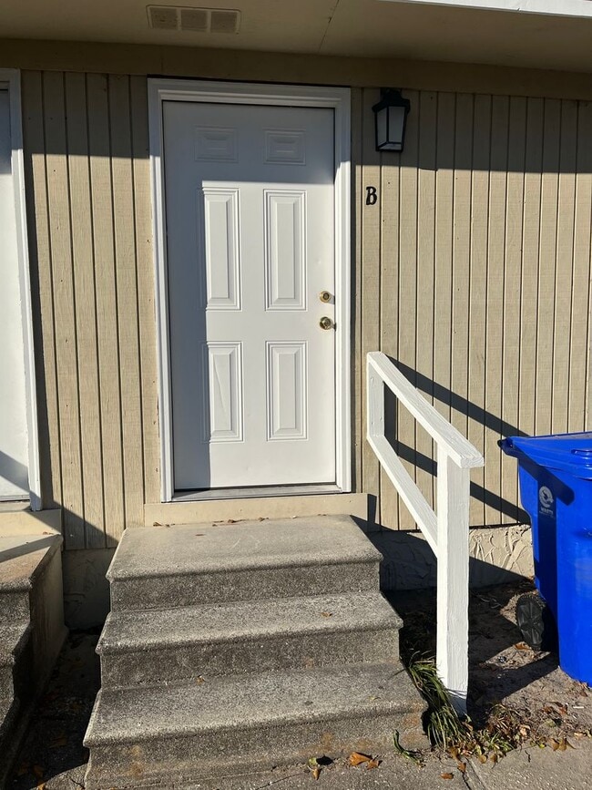 105 S 1st St in Spring Lake, NC - Building Photo - Building Photo