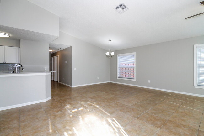 13340 Prestwick Dr in Riverview, FL - Building Photo - Building Photo