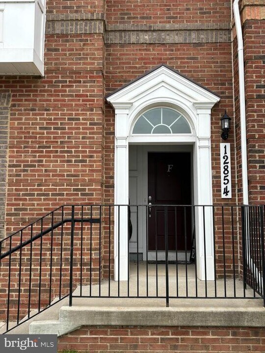 12854 Cloverleaf Center Drive in Germantown, MD - Building Photo