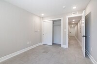 2709 W Jefferson St photo'