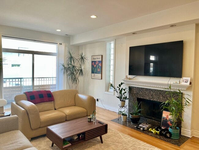 property at 817 N Bishop St