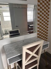 1881 Washington Ave, Unit 8F in Miami Beach, FL - Building Photo - Building Photo