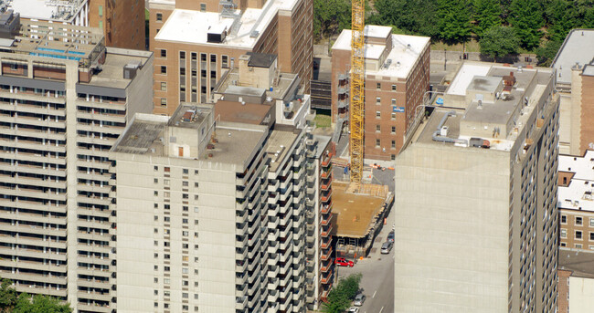 Gramercy in Montréal, QC - Building Photo - Building Photo