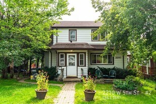 2210 W 5th St in Duluth, MN - Building Photo