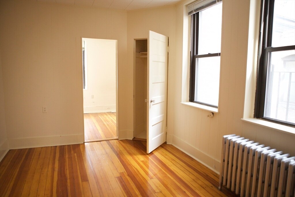 80 West Cedar St, Unit 2 in Boston, MA - Building Photo