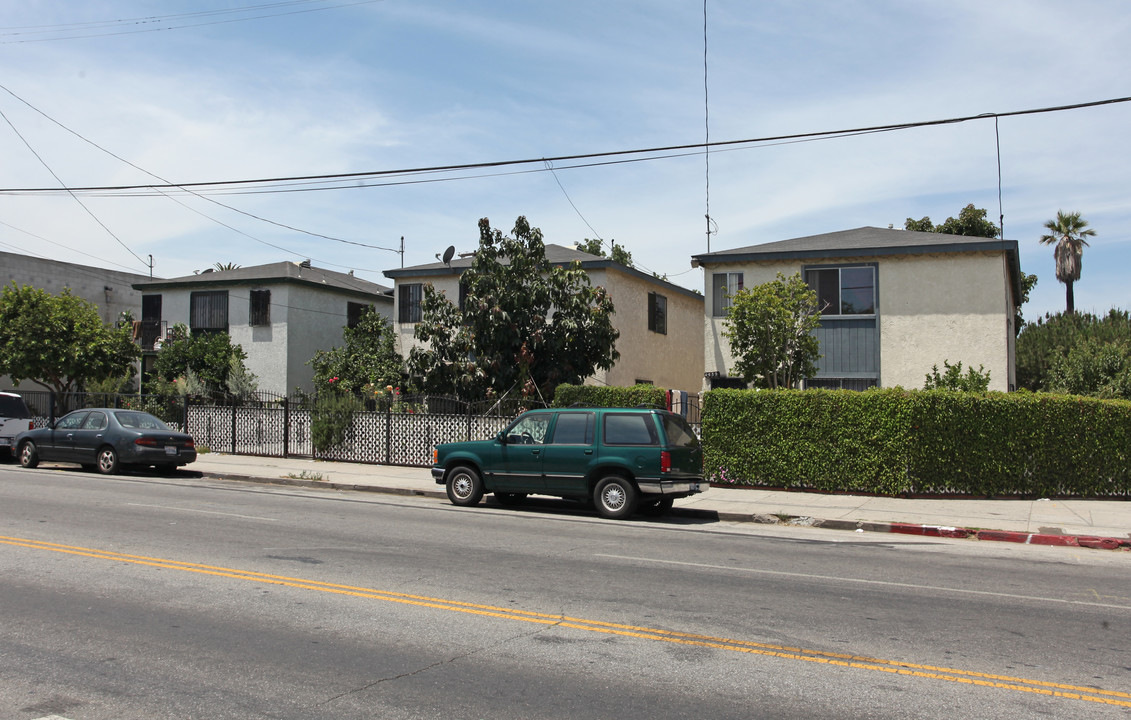 4853-4863 Compton Ave in Los Angeles, CA - Building Photo