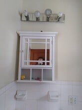 97 Walworth St, Unit 2 in Boston, MA - Foto de edificio - Building Photo