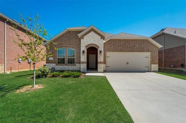 10920 Summer Rain Blvd in Aubrey, TX - Building Photo - Building Photo