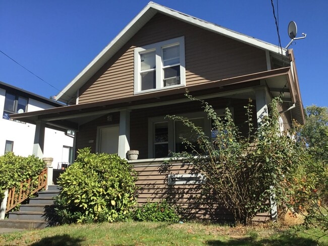 property at 8414 SE 17th Ave